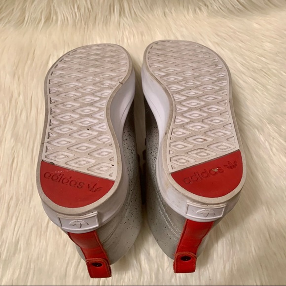 ❗️SOLD❗️adidas Limited Edition Leather High Tops - Picture 5 of 8